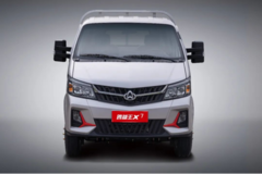 长 安 跨 越 王 X7，优 势 显 而 易 见 ！