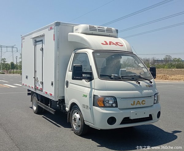 江淮恺达汽油冷藏车 3.1米车厢 后双轮