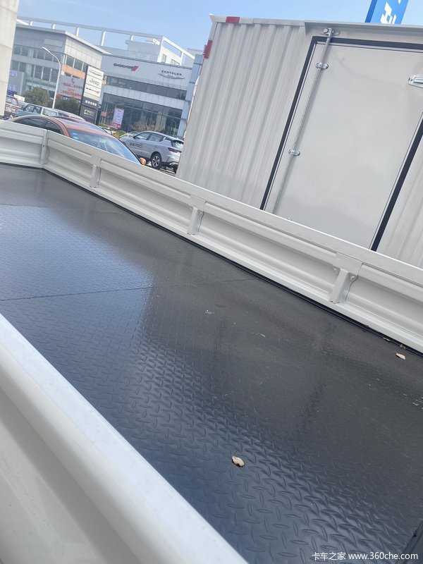江淮恺达X6单排整车 1.6L 120马力