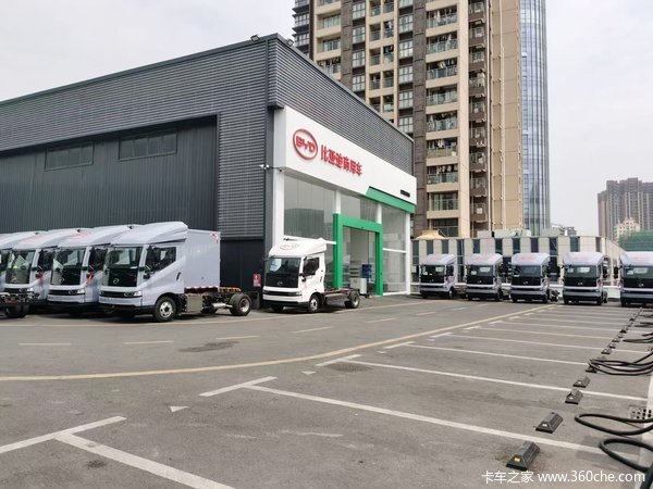 比亚迪 T5 混动开启城配新 “财” 路