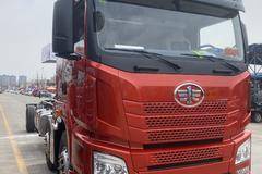 解放三桥自动挡载货汽车到店，欢迎各位用户咨询