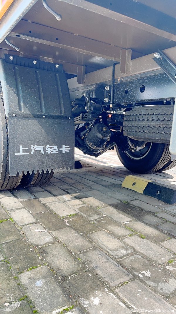 疯狂促销，直降0.3万！跃进福星S100V140马力双排优惠价