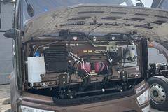 解放J6L精英版 6.8米载货车 城市中的拉粮神器