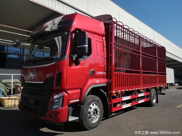 乘龙6米8玉柴330马力,安速优惠中