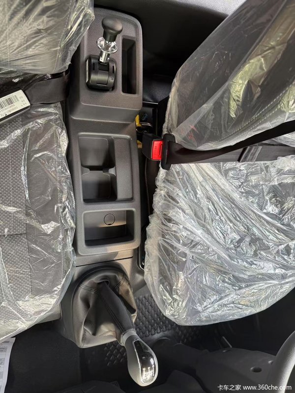 只要心动，立降4万！跃进超越C300双排栏板轻卡优惠就在你身边