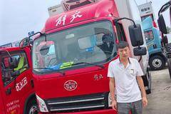 恭喜祝大客户喜提新车 喜提虎V冷藏车