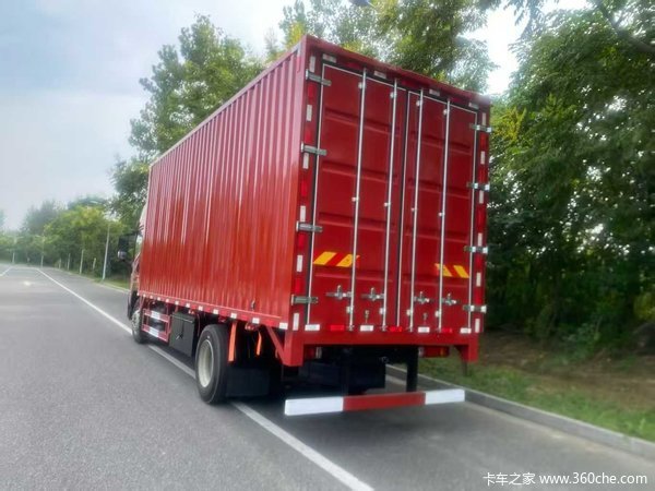 江苏佳运恭贺老板喜提新车 财源滚滚!
