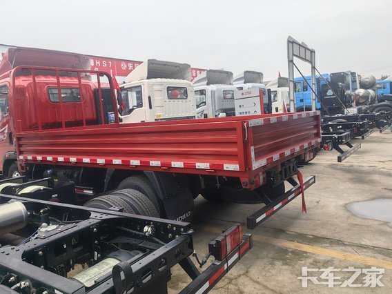 �Ĵ��۲Ƹ��������۷������޹�˾���й����������Ῠ