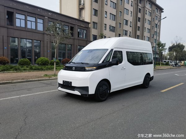 购超级VAN电动封闭厢货 享高达2万优惠