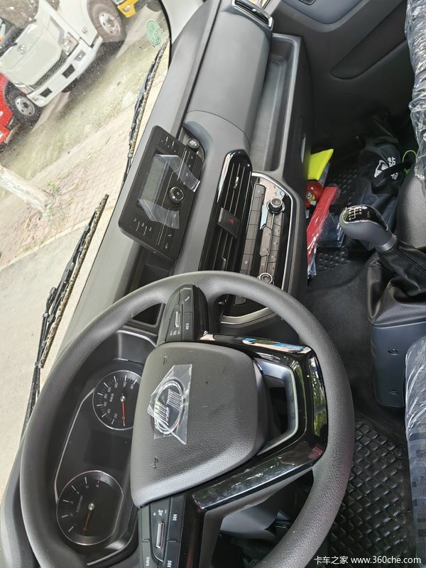 惊喜不断，降0.3万！上汽跃进超越C300云内系列轻卡超值回馈，