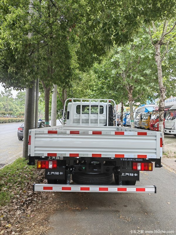 惊喜不断，降0.3万！上汽跃进超越C300云内系列轻卡超值回馈，