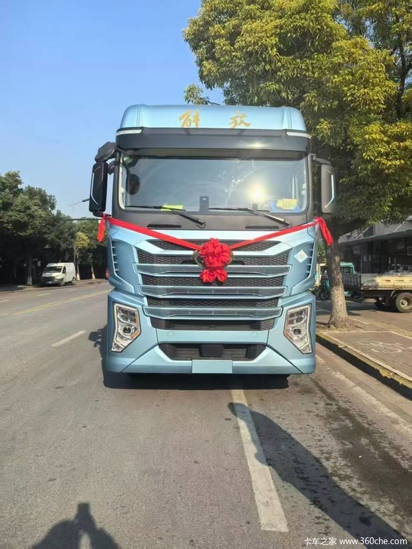 盐城佳运 鹰途6*4 LNG车型到店 欢迎新老客户试乘试驾 !
