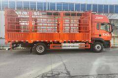 HOWO TX7仓栅载货车特价车一台，预购从速