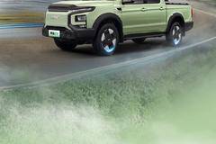 悍途EV｜国内首款非承载式纯电四驱皮卡上市，19.98万元起