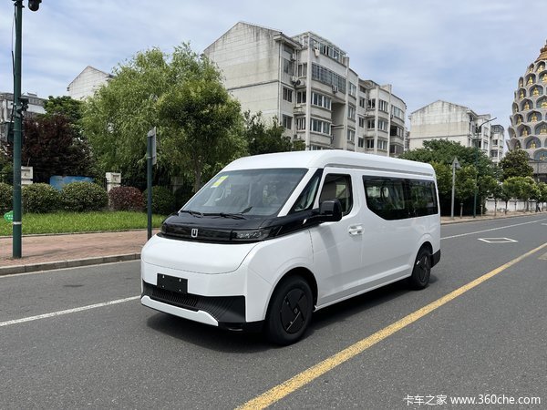 远程 超级VAN 驭程版 6座 中轴中顶纯电动轻客 智芯68kWh