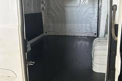 福田卡文 乐福悦行版+ 爱易科40.18kWh 纯电封闭式货车