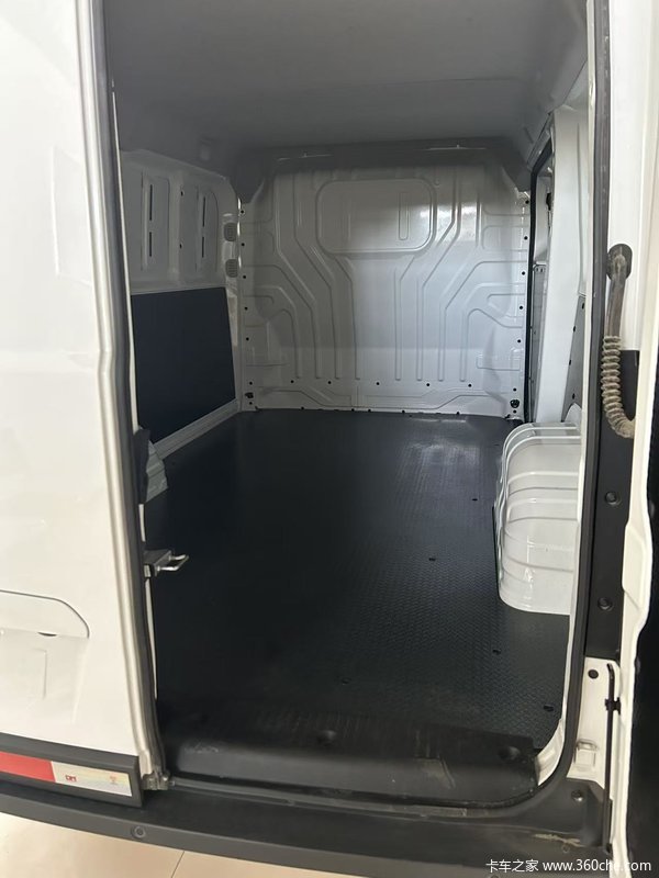 福田卡文 乐福悦行版+ 爱易科40.18kWh 纯电封闭式货车