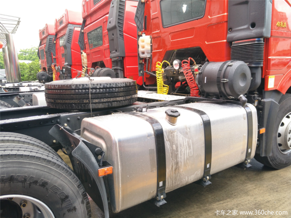 三台全新J6P 460马力领航版到店