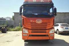 解放JH6牵引车大量到货，促销活动中