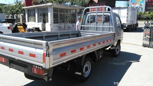 处理库存 天津康铃X载货车直降0.5万元