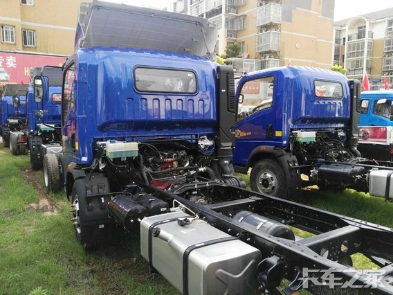 回馈用户 南昌HOWO统帅底盘钜惠1.3万元