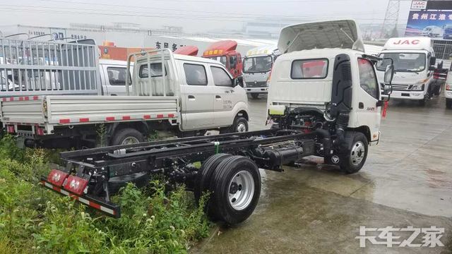 直降0.3万 贵阳福田奥铃CTX底盘促销中