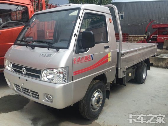 直降0.2万元 大同小霸王V载货车促销中
