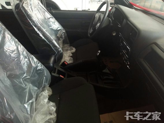 8.98万起 宁波五十铃TF系皮卡促销酬宾