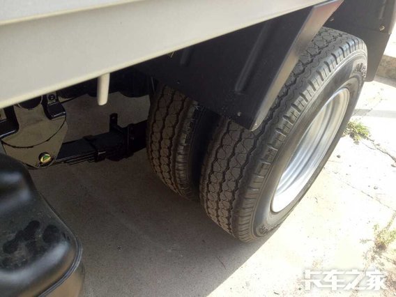 仅售3.58万元 济南时代驭菱载货车促销