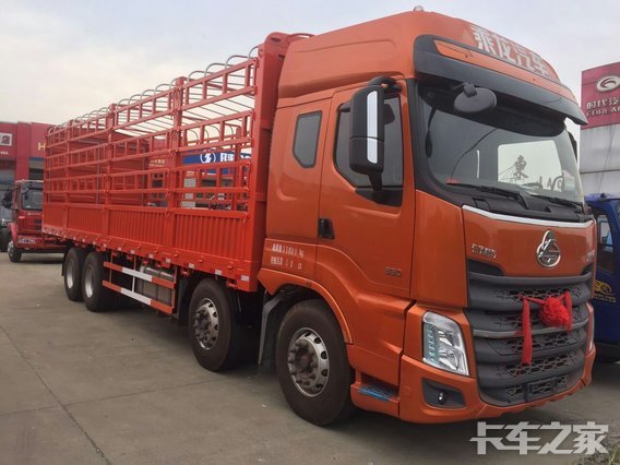 直降1万 泰州东风乘龙H7仓栅车九月大促