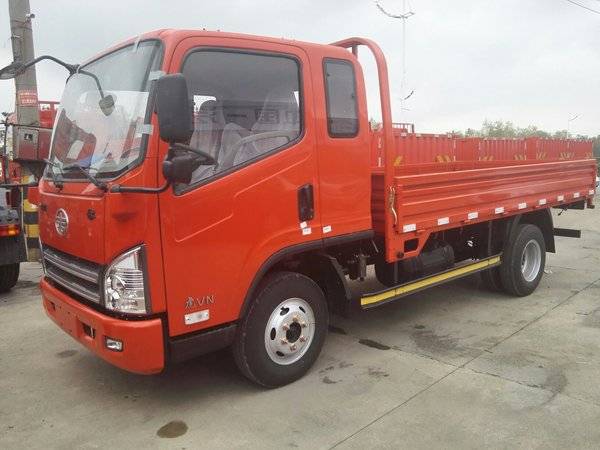 85米排半栏板式轻卡 发动机型号