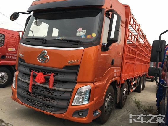 直降1万 泰州东风乘龙H7仓栅车九月大促