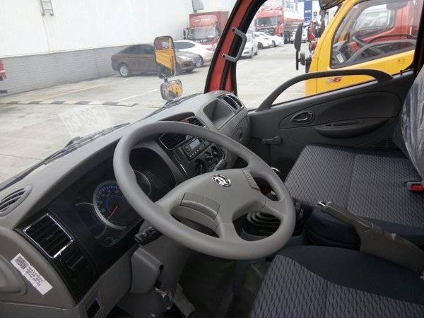 6万元 成都多利卡d5载货车促销中 东风 多利卡d5 68马力 3.