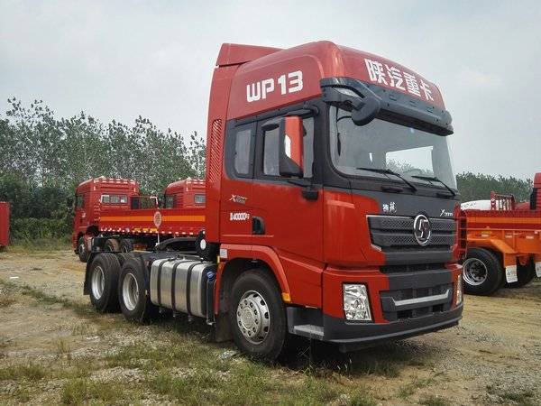 5万陕汽重卡 德龙x3000 500马力 6x4牵引车  详情表 车型名称