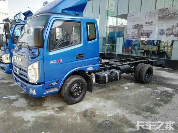 直降0.8万元 南昌奥驰A2系底盘车促销中