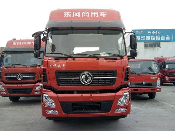 直降0.8万元 成都东风天龙载货车促销中
