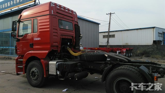 仅售23万 天津德龙新M3000牵引车促销中