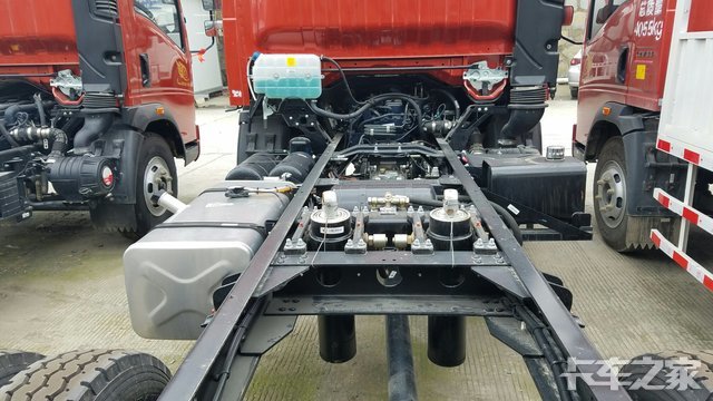 仅售10.88万 贵阳HOWO悍将底盘车促销中