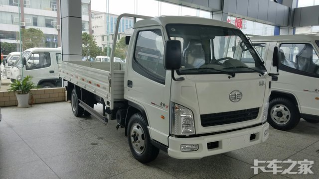 仅售6.66万 贵阳解放霸铃载货车促销中