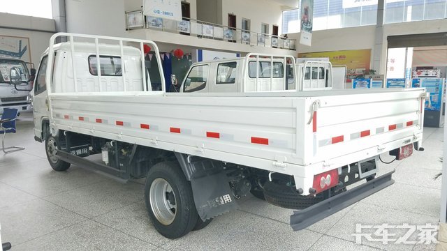 仅售6.66万 贵阳解放霸铃载货车促销中