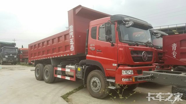 仅售34.6万 贵阳重汽斯太尔D7B自卸促销