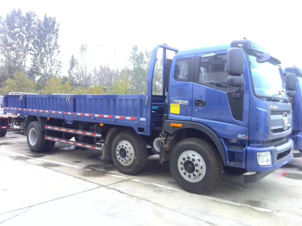 新车到店 菏泽瑞沃高端载货车火热促销