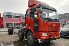 一汽解放J6L国五载货车底盘新车到店