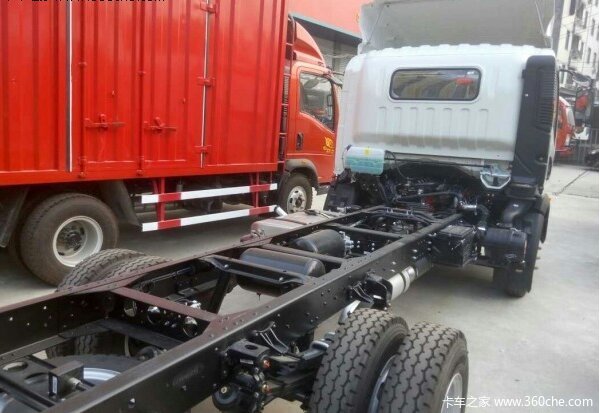 新车促销 福州HOWO统帅底盘现售9.88万