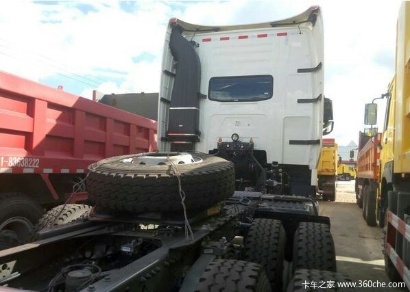 仅售34.6万元 福州HOWO T7H牵引车促销