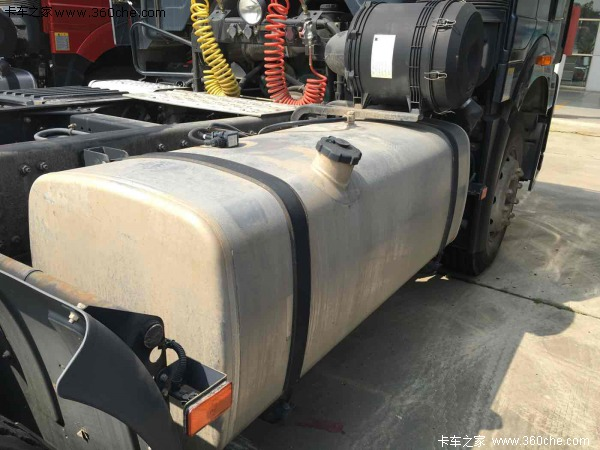 ���ڽ��J6�߶�ǣ������� ����8ǧ