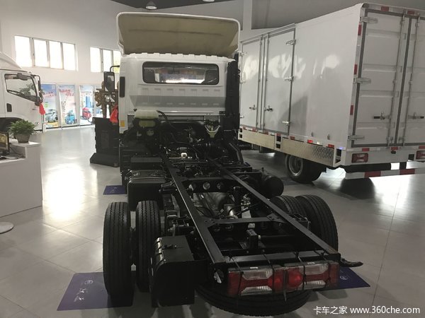 冲刺销量 福州跃进超越底盘仅售11.98万