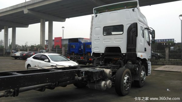 高速物流神器 宁波东风乘龙M5底盘促销