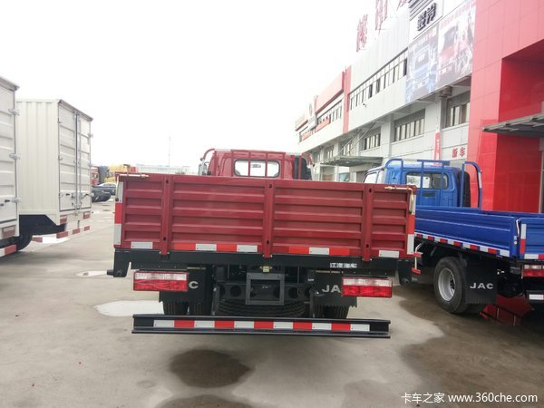 新车到店 枣庄骏铃迈斯福载货车热销中