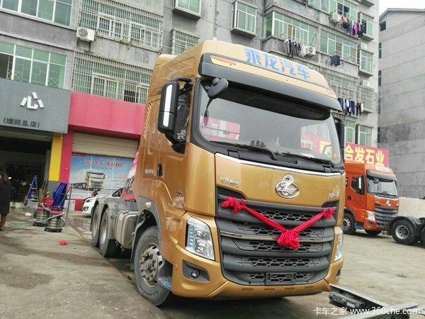 直降4.4万元 宜春东风乘龙H7牵引车促销